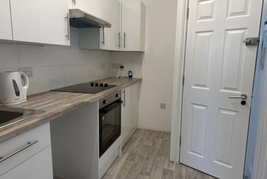 2 bed flat, Houndiscombe Road, North Hill, Plymouth, PL46HQ - Image 4